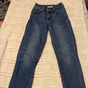 Blue skinny jeans